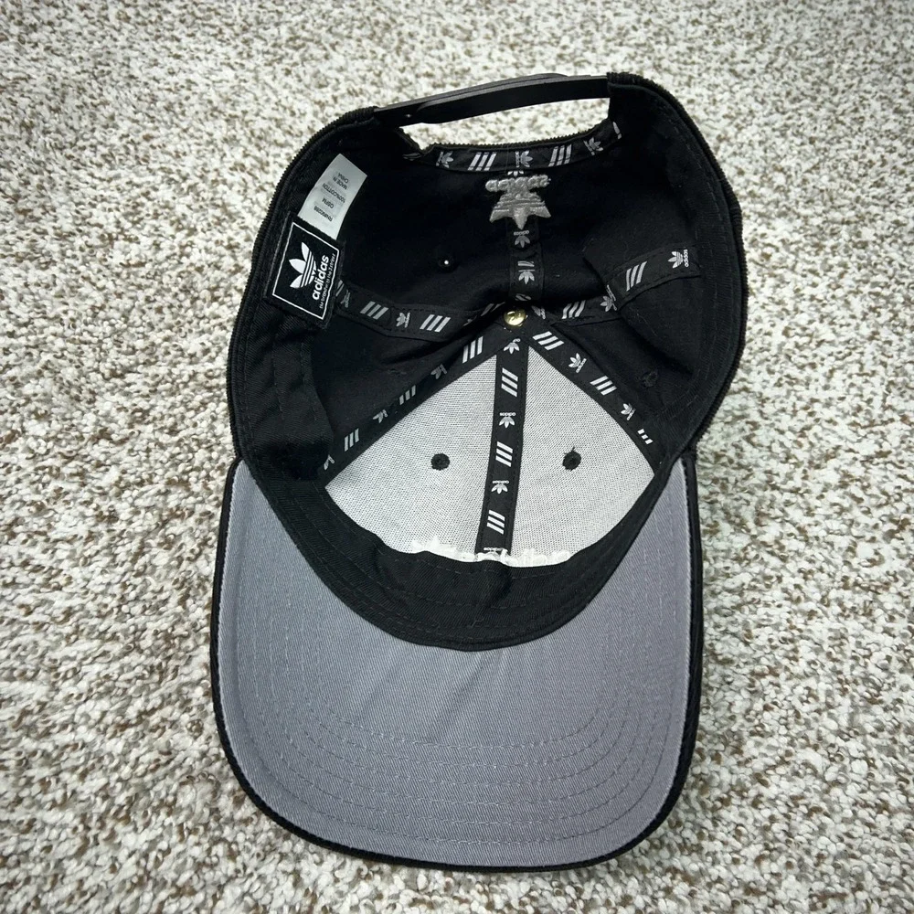 Adidas Hat Cap Snap Back Mens One Size Black Trefoil Embroidered Dad‎ Corduroy